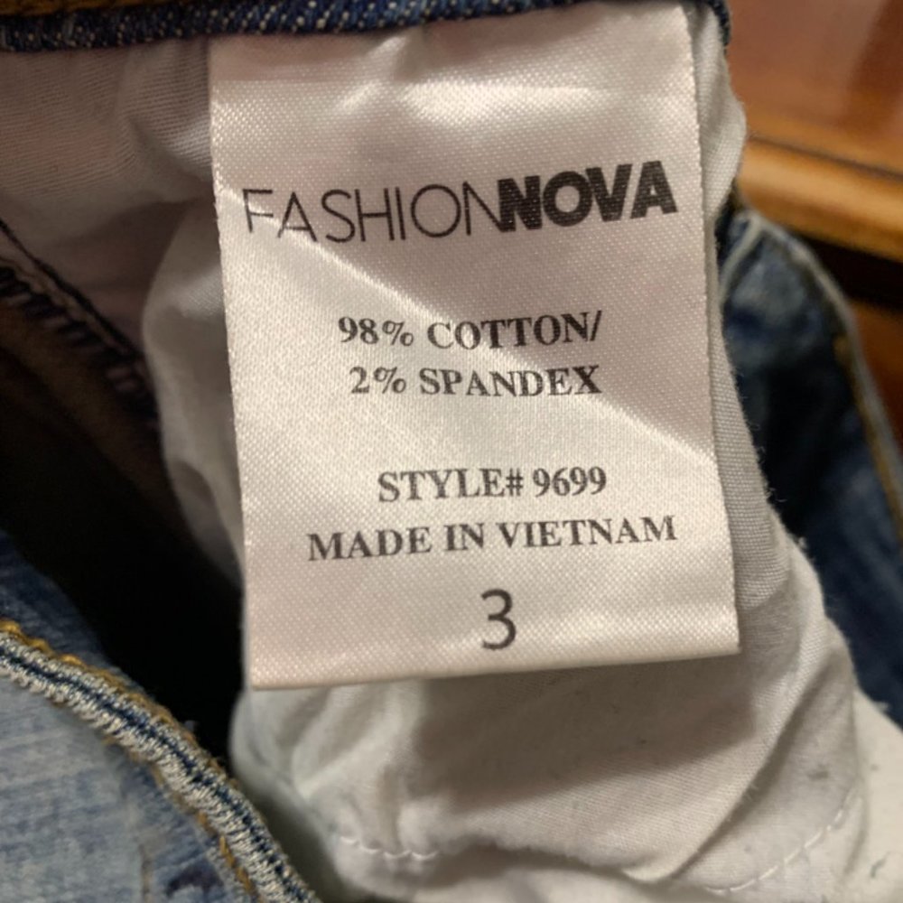 Mid Rise Ripped Jeans - Picture 6 of 6